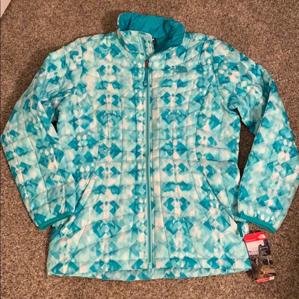 The North Face Thermoball Girls Jacket XL ❄️